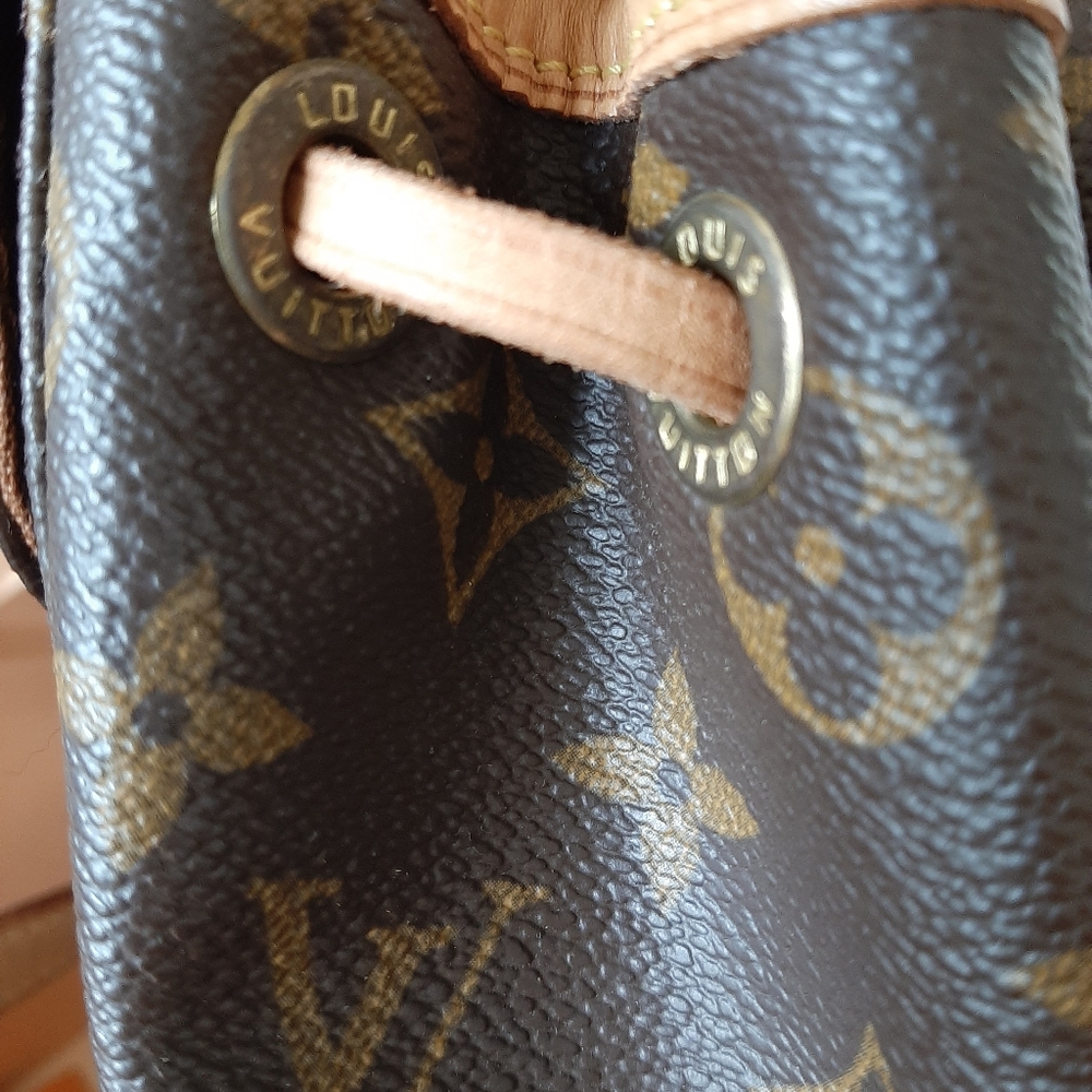 Louis Vuitton backpack 1/2 listing - Picture 16 of 16